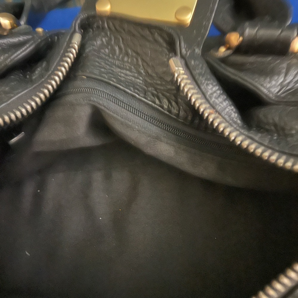 Chloe Black Leather Hobo with Gold Hardware - Picture 3 of 9